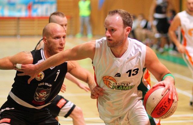 Basketball  2013/14 2.Bundesliga Grunddurchgang 1.Runde BasketFlames vs. ASKÖ Villach Raisers