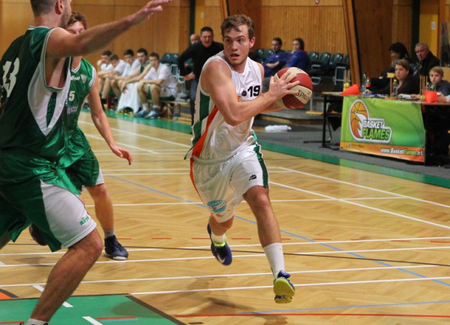Basketball 2.Bundesliga 2013/14 9.Runde Basketflames vs. KOS Celovec
