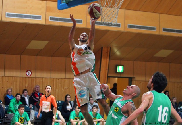 Flames_H1-Dornbirn_Lions-20140118_203228-MKIV4317