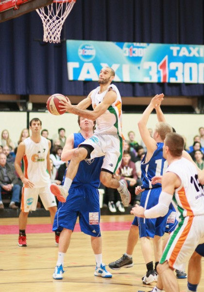 Dominik_Muellner-20131221-11