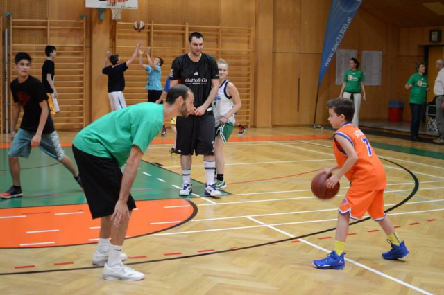 10446454_401173600021796_9221126661718499411_n