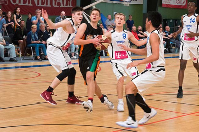 mU16_Flames_ÖMS_VF_1617_1