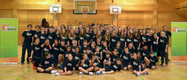 SeasonOpening-BasketFlames-20120922-DSC_0271