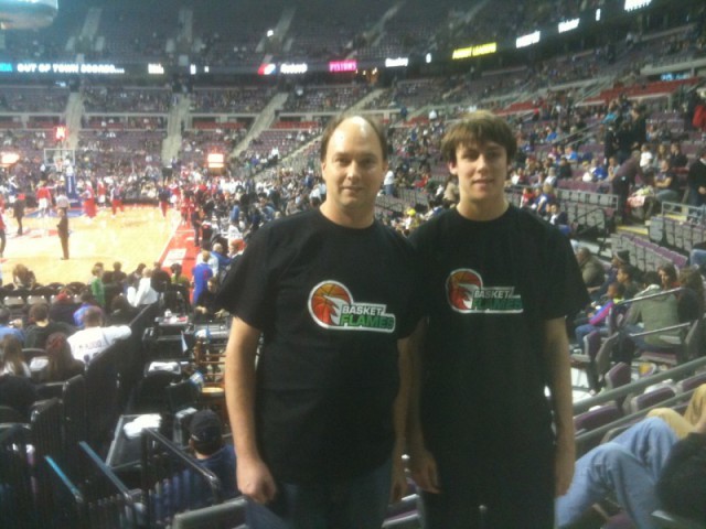 BasketFlames_Fans_USA_NBA_Spiel-Detroit-201212